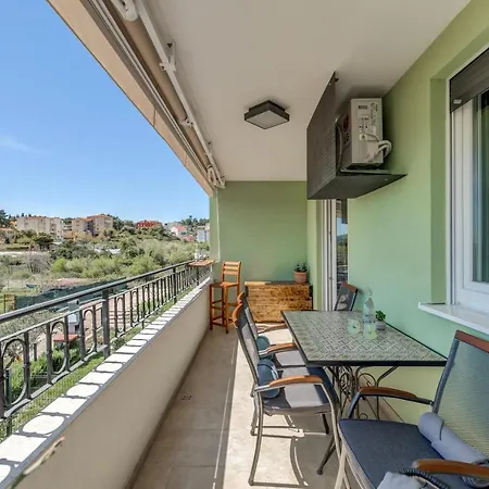 Apartment Searenity